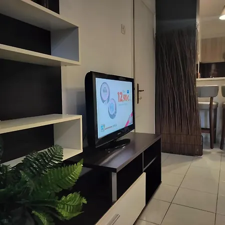Apartment Isalos - Explore Center By Foot - Close To Helexpo, & Hospital