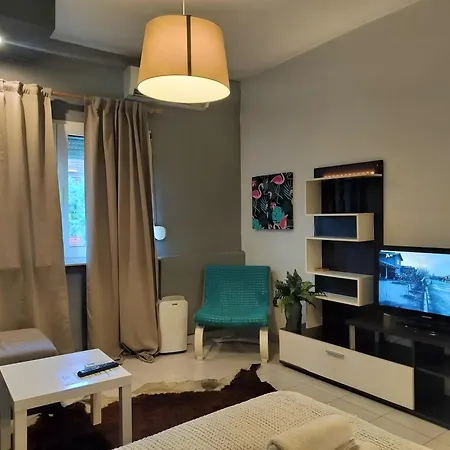Isalos - Explore Center By Foot - Close To Helexpo, & Hospital Thessaloniki