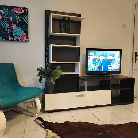 Isalos - Explore Center By Foot - Close To Helexpo, & Hospital Apartment Thessaloniki