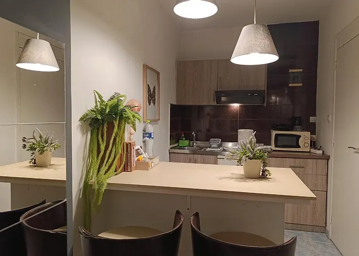 Isalos Urban Oasis Thessaloniki - Explore The Center On Foot - Near To Helexpo & University - Easy Parking شقة سالونيك