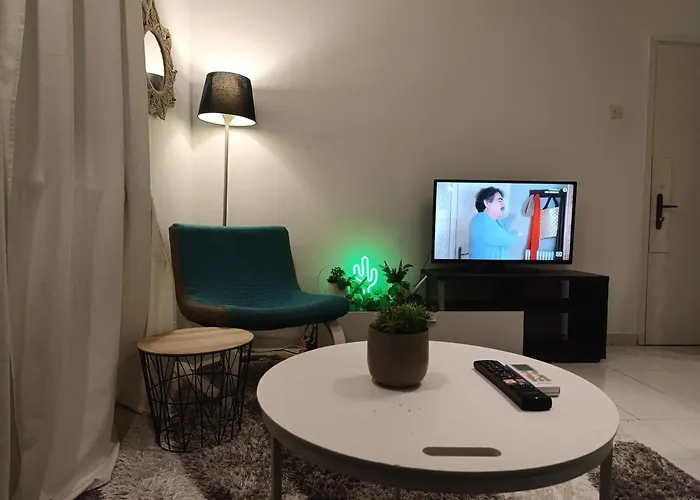 Isalos Urban Oasis Thessaloniki - Explore The Center On Foot - Near To Helexpo & University - Easy Parking