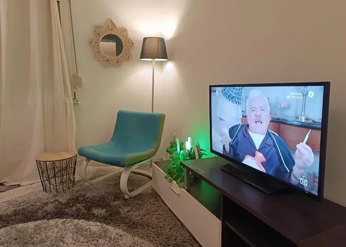 Apartmán Isalos Urban Oasis - Tranquil Garden Retreat - Walk To Center - Free Easy Parking - Near Helexpo &